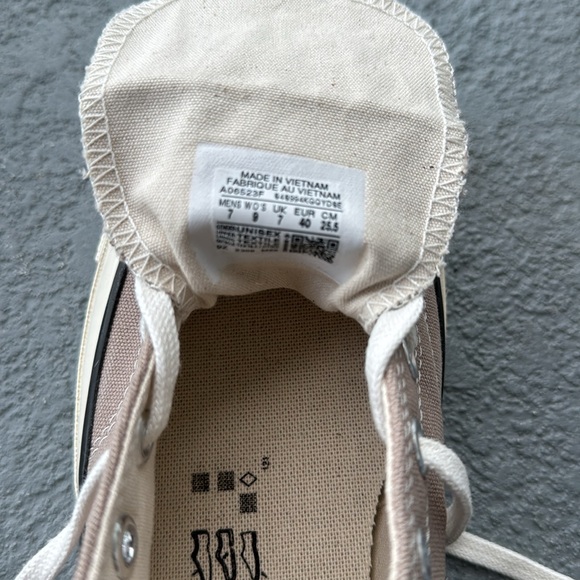 CONVERSE New! Chucks Light Taupe Canvas - Picture 5 of 5